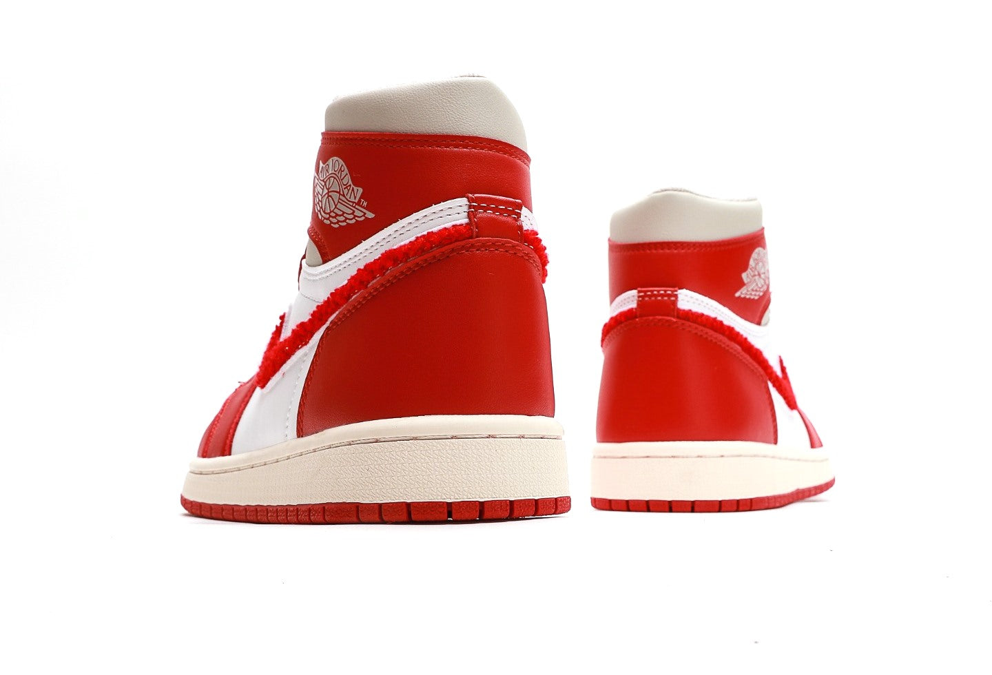 Air Jordan 1 Newstalgia Chenille