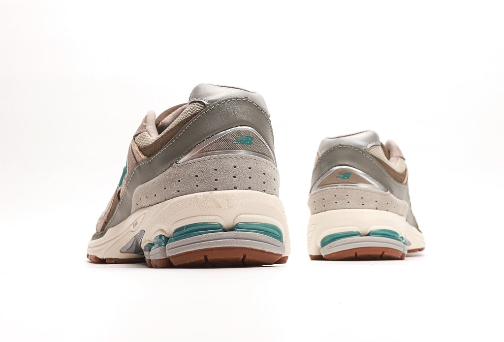 New Balance 2002R Oasis