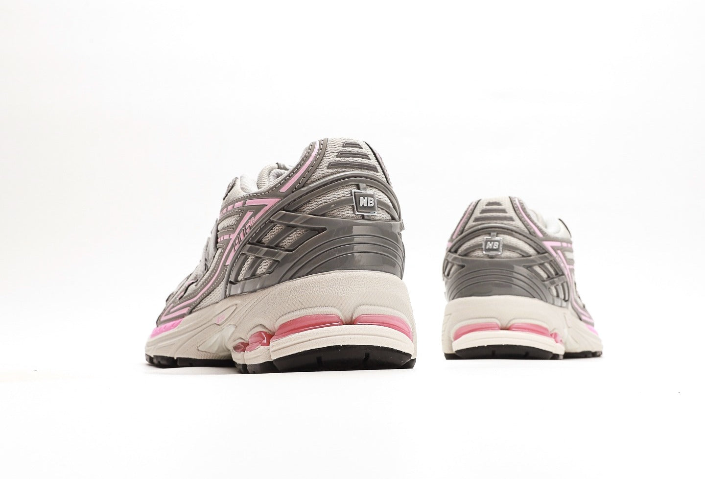 New Balance 1906R Grey Pink
