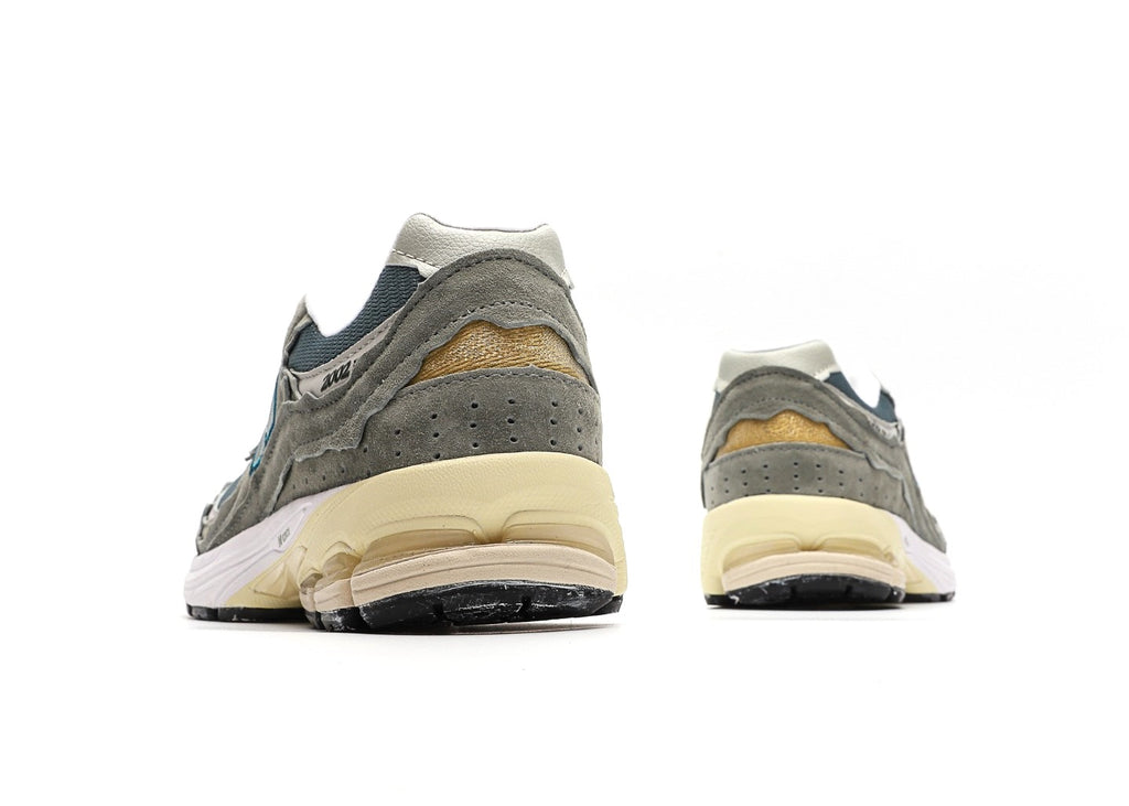 New Balance 2002R Protection Pack