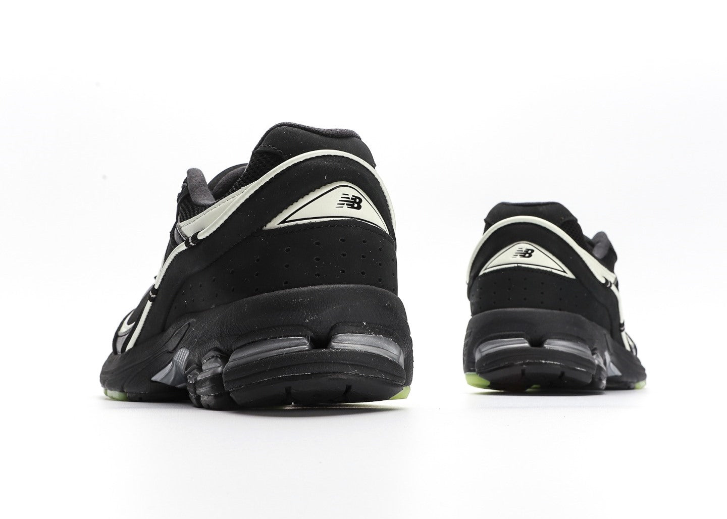New Balance RANDOMEVENT x UNIK x 2002R [PREMIUM]