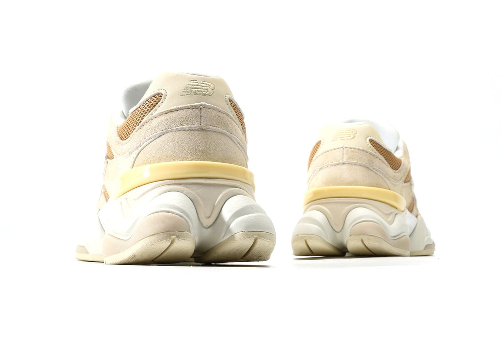 New Balance 9060 Sea Salt Beige