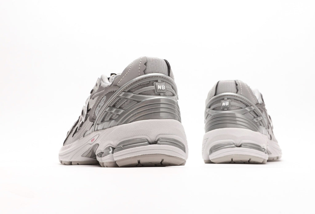 New Balance 1906D Protection Pack Silver Metallic
