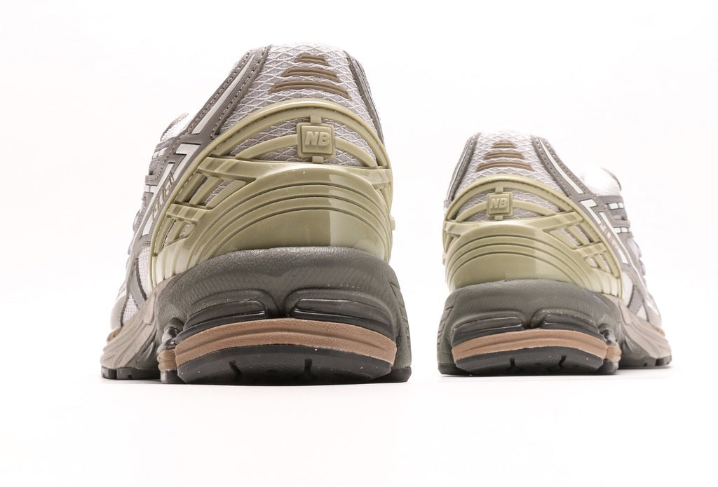New Balance 1906N Team Away Grey