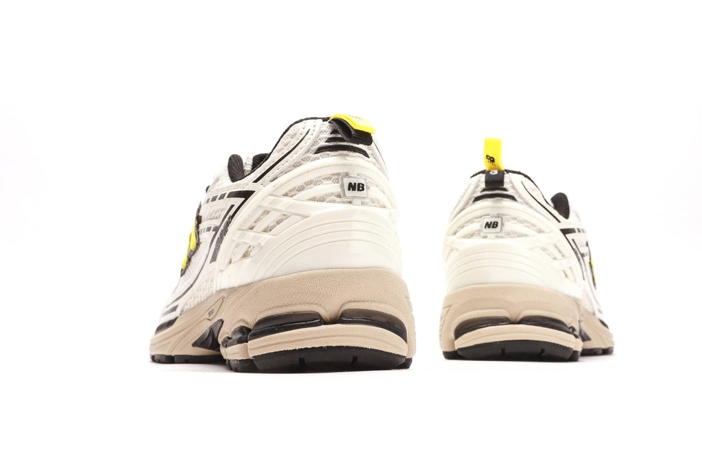 GANNI x New Balance 1906R