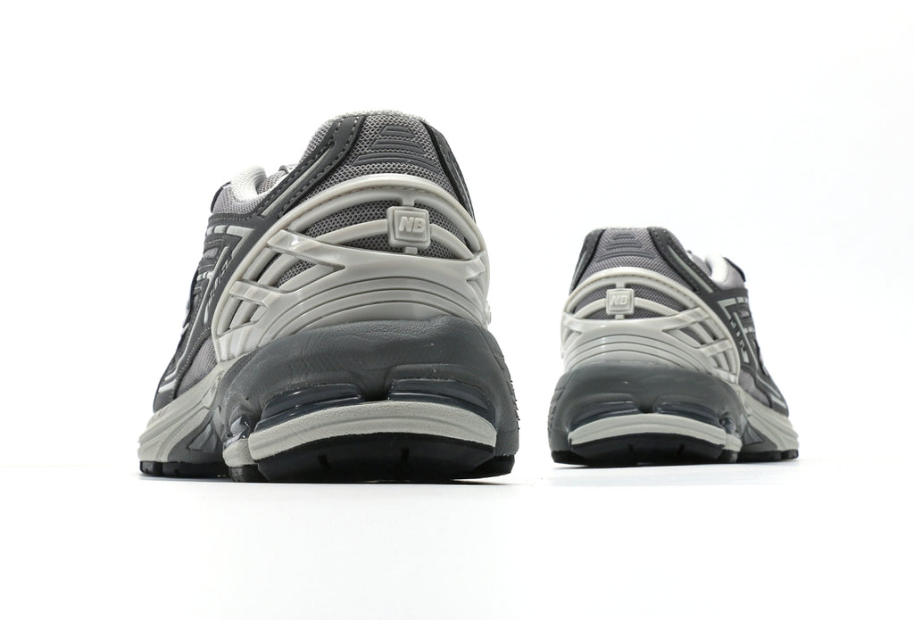 New Balance 1906R "Grey"