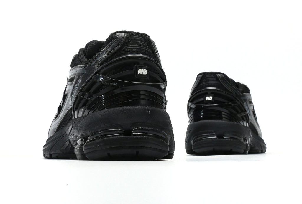 New Balance 1906R Black