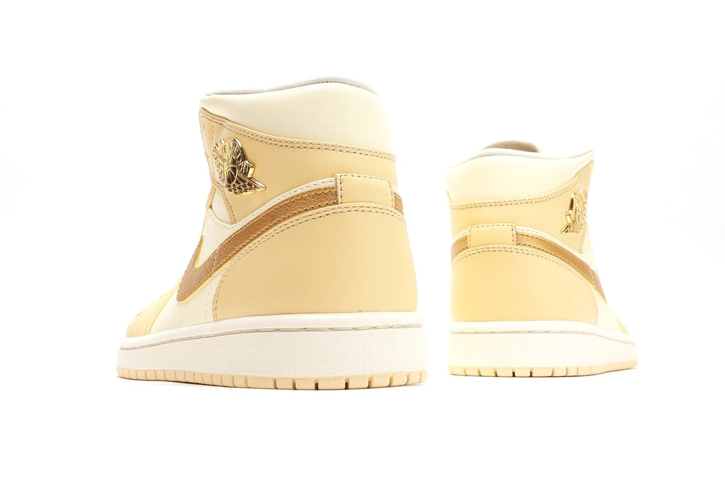 Air Jordan 1 Mid Pale Vanilla Coconut Milk
