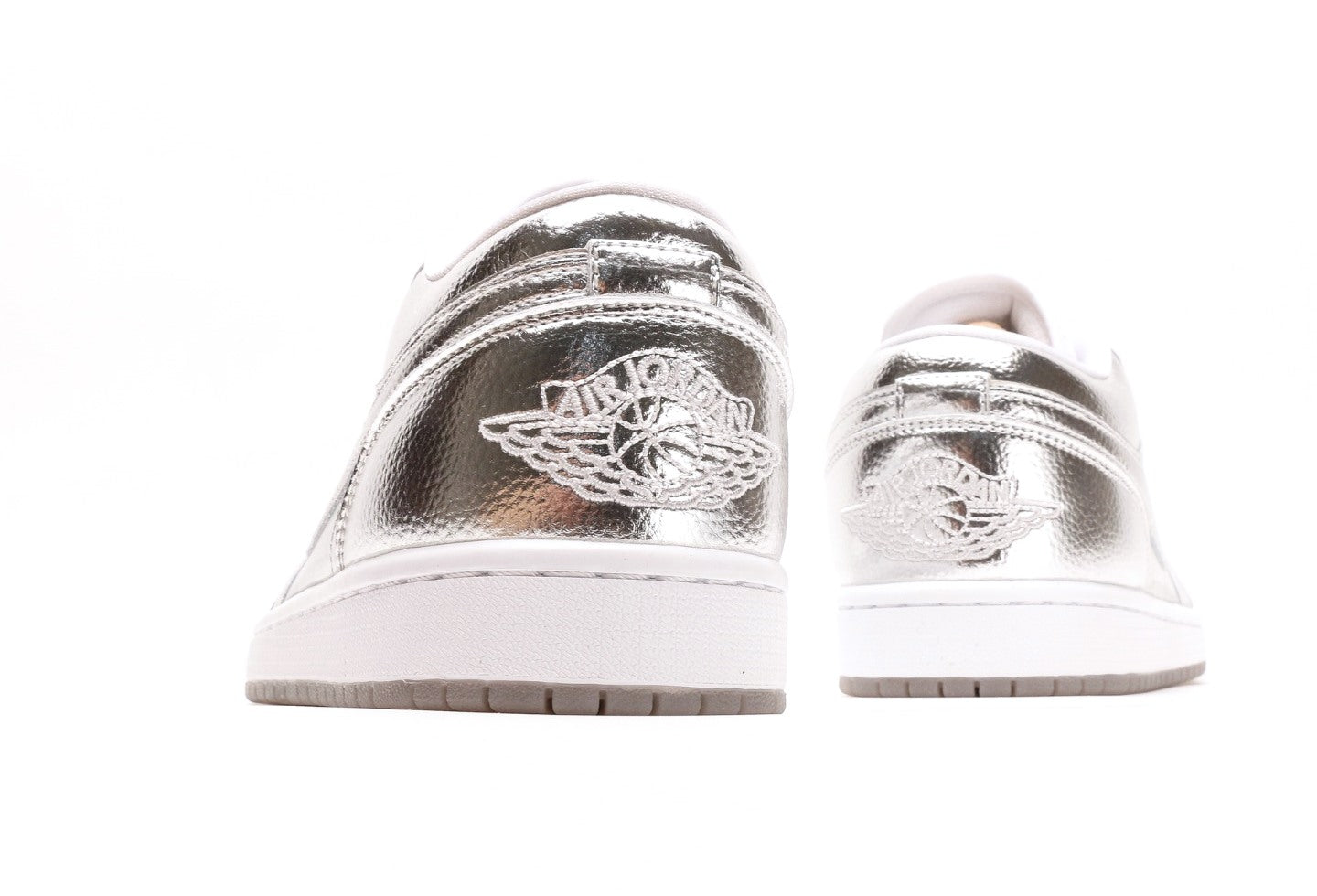 Air Jordan 1 Low SE Metallic Silver