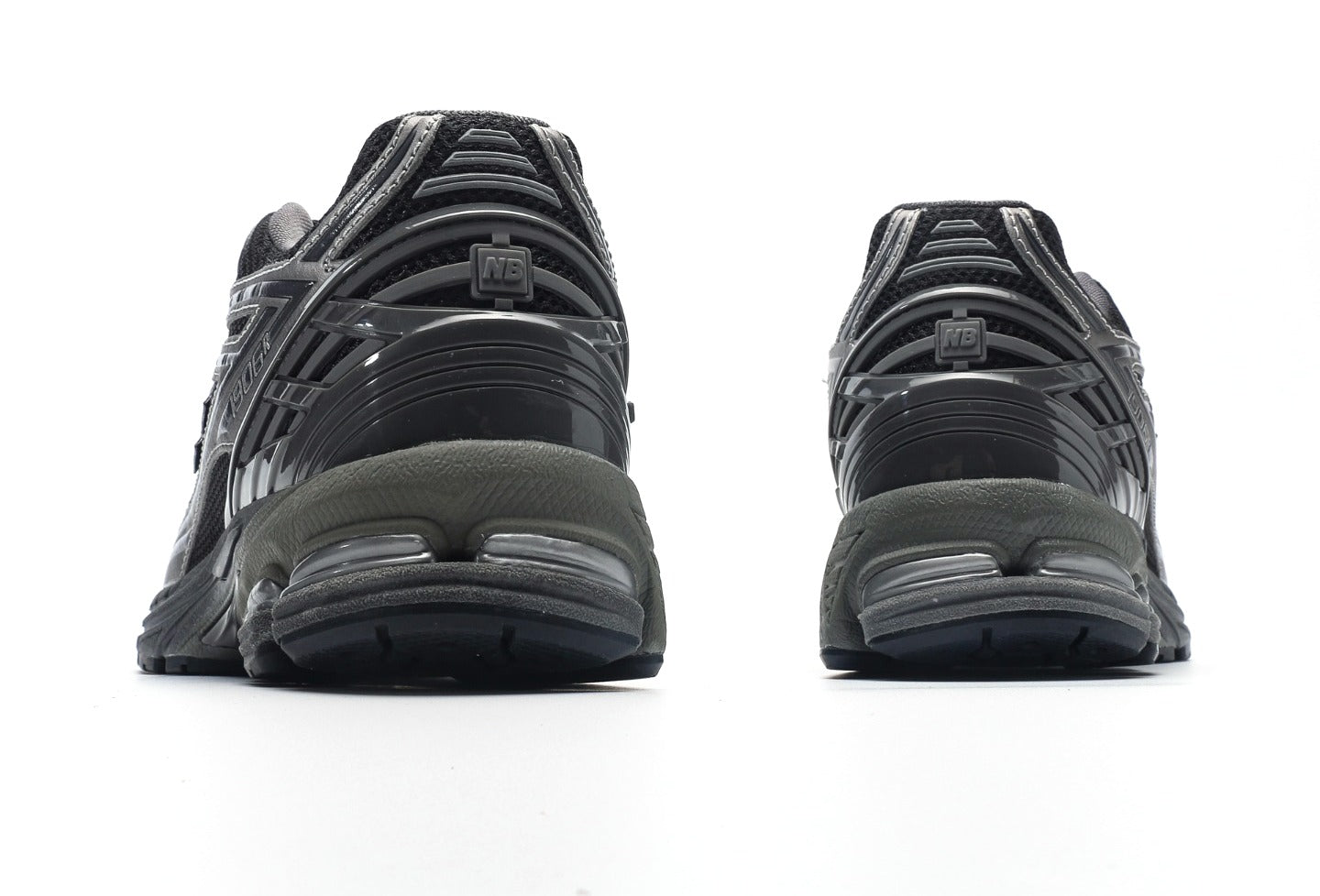 New Balance 1906R Black Silver