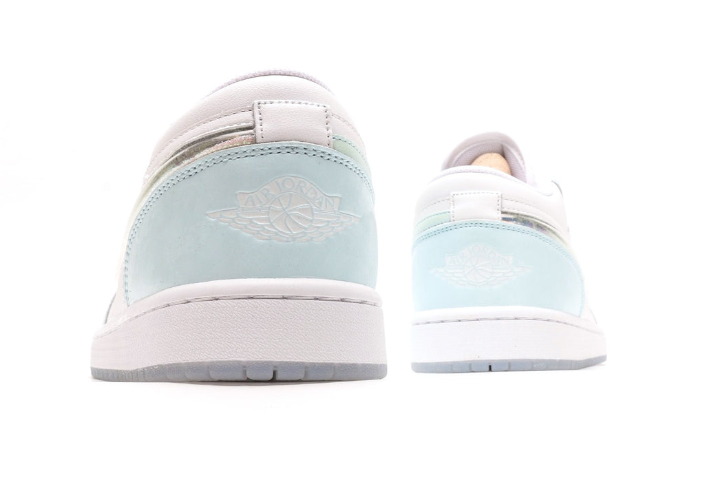 Air Jordan 1 Low SE 'Glacier Blue'
