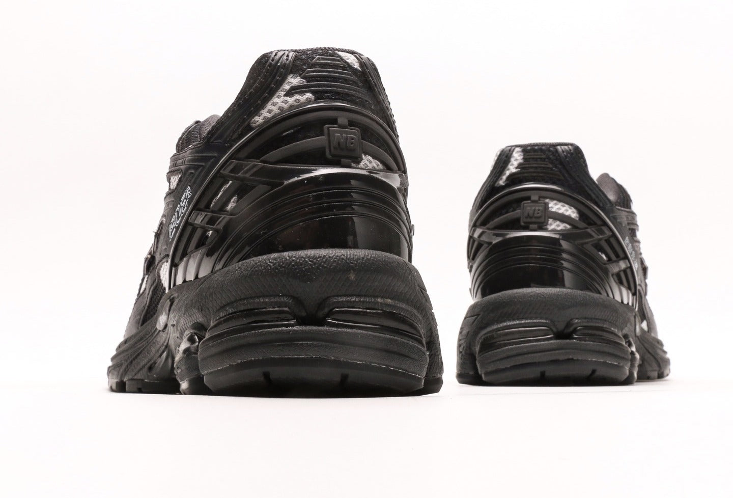 New Balance 1906R "Polka Dot Pack - Phantom"