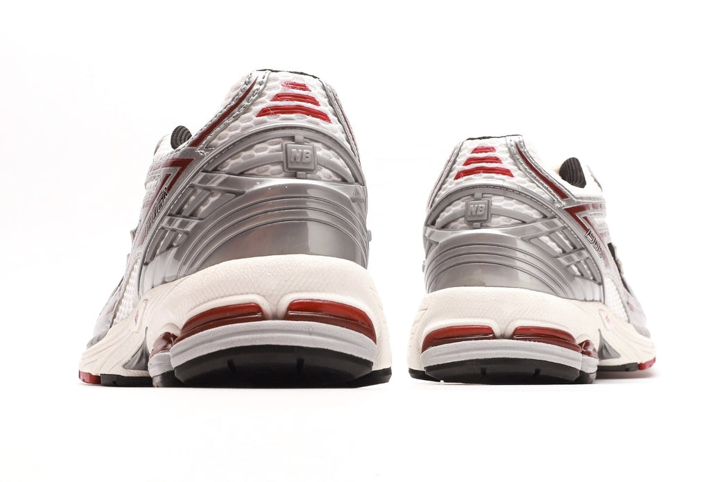 New Balance 1906R Silver Classic Crimson