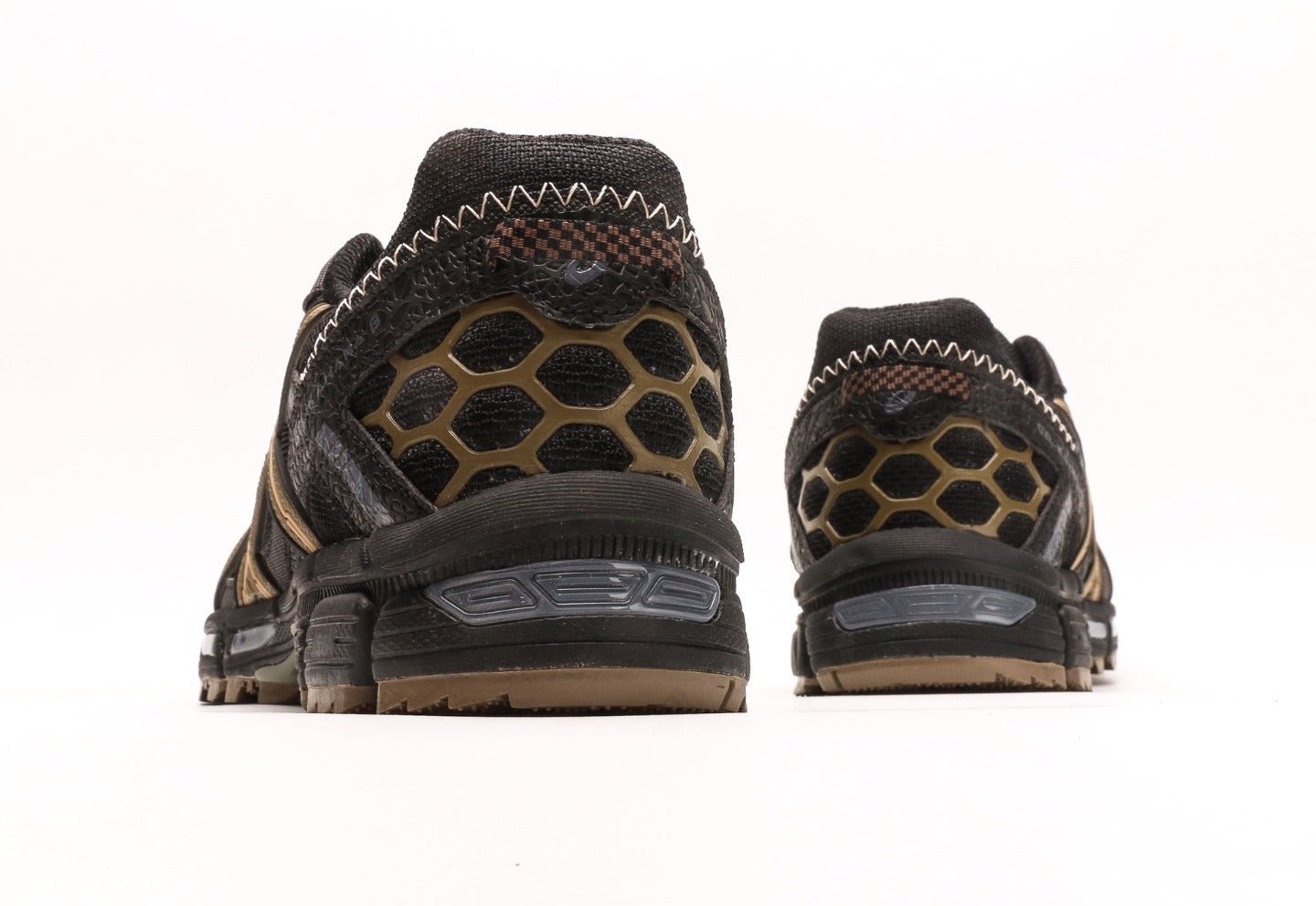 Gel-Kahana 8 Black Clay Canyon