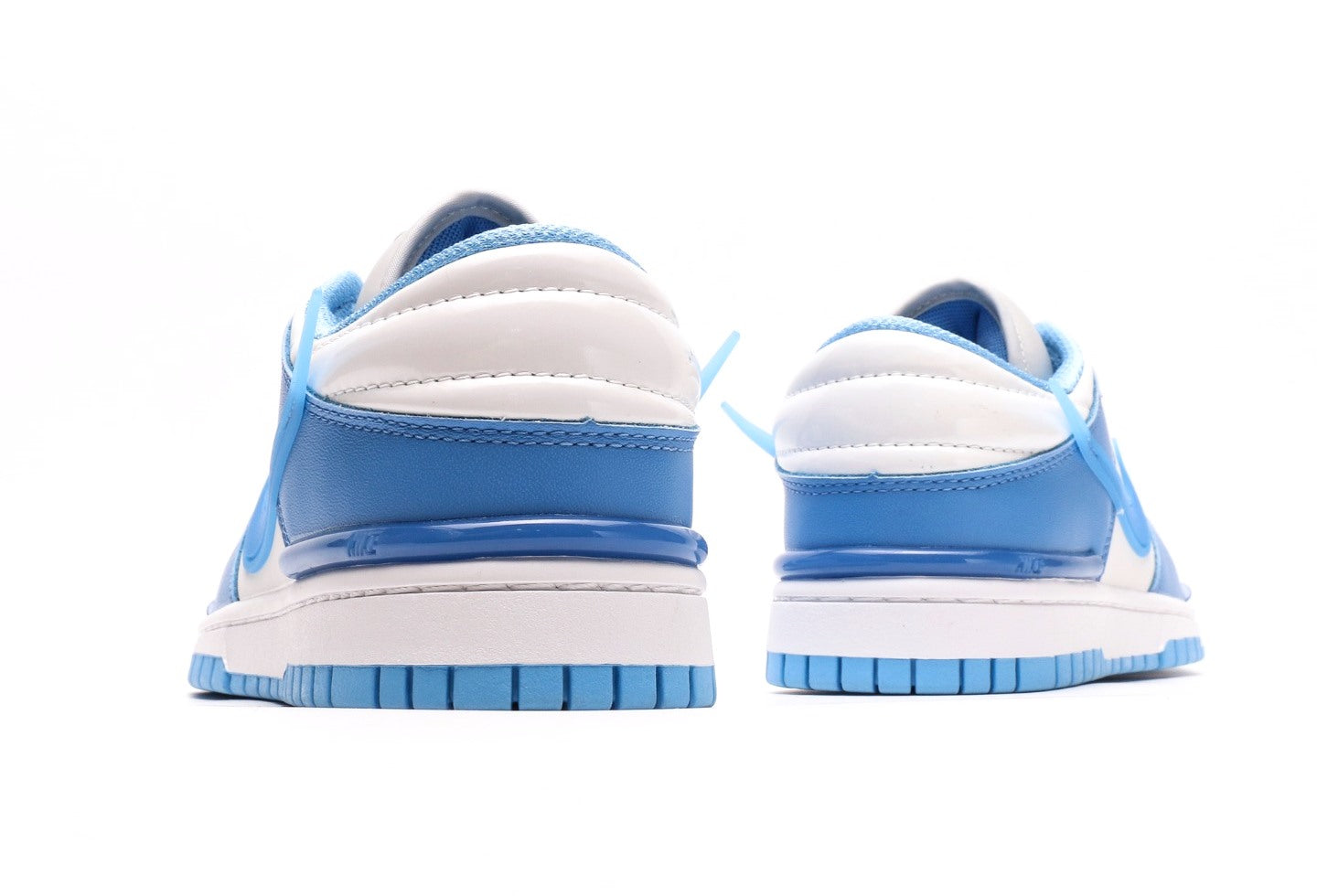 Dunk Low Twist University Blue