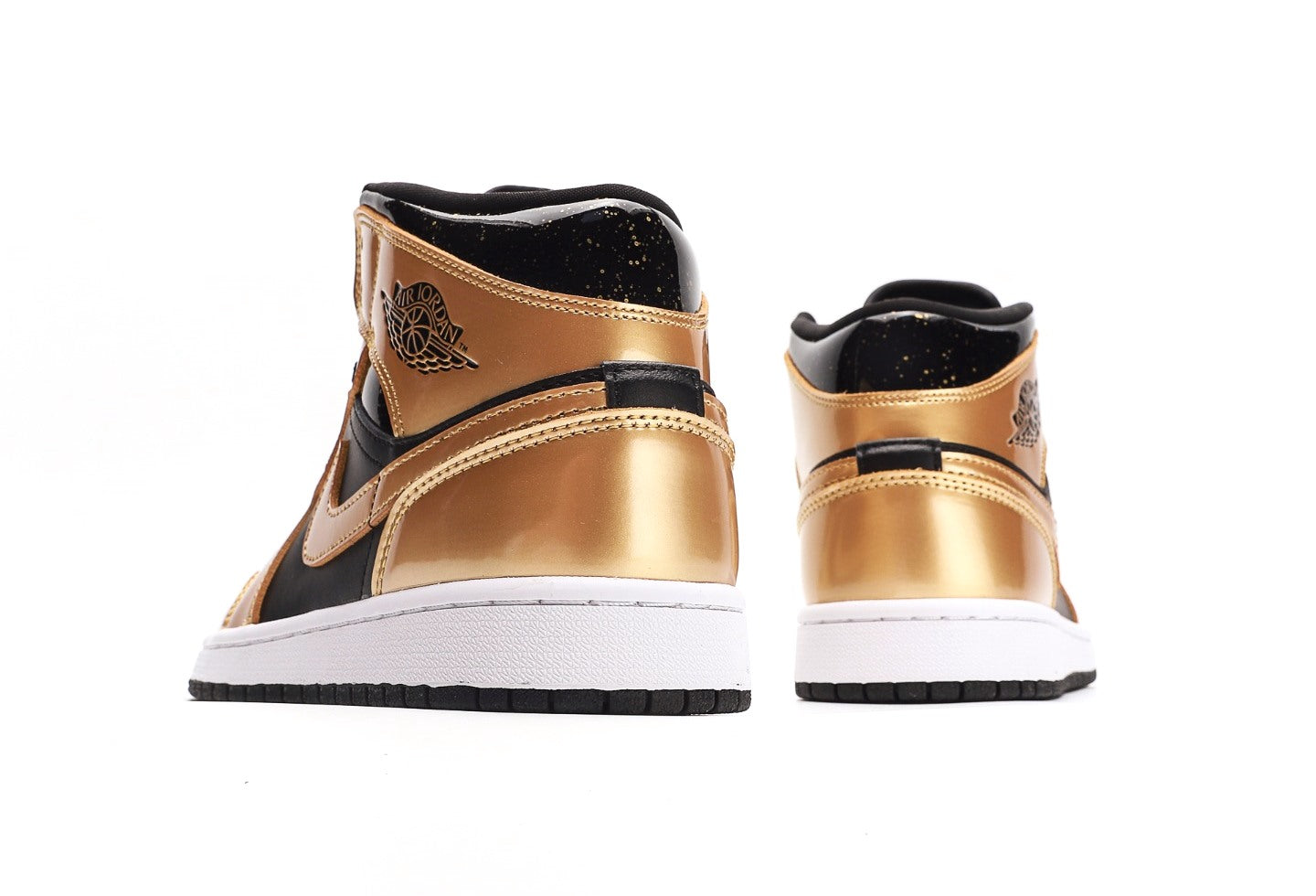 Air Jordan 1 Mid “Metallic Gold"