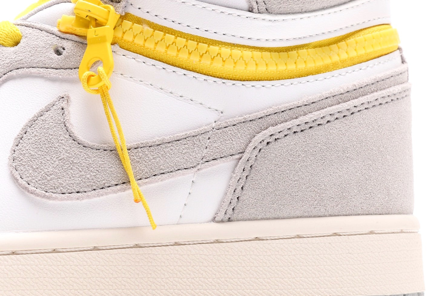 Air Jordan 1 High Switch