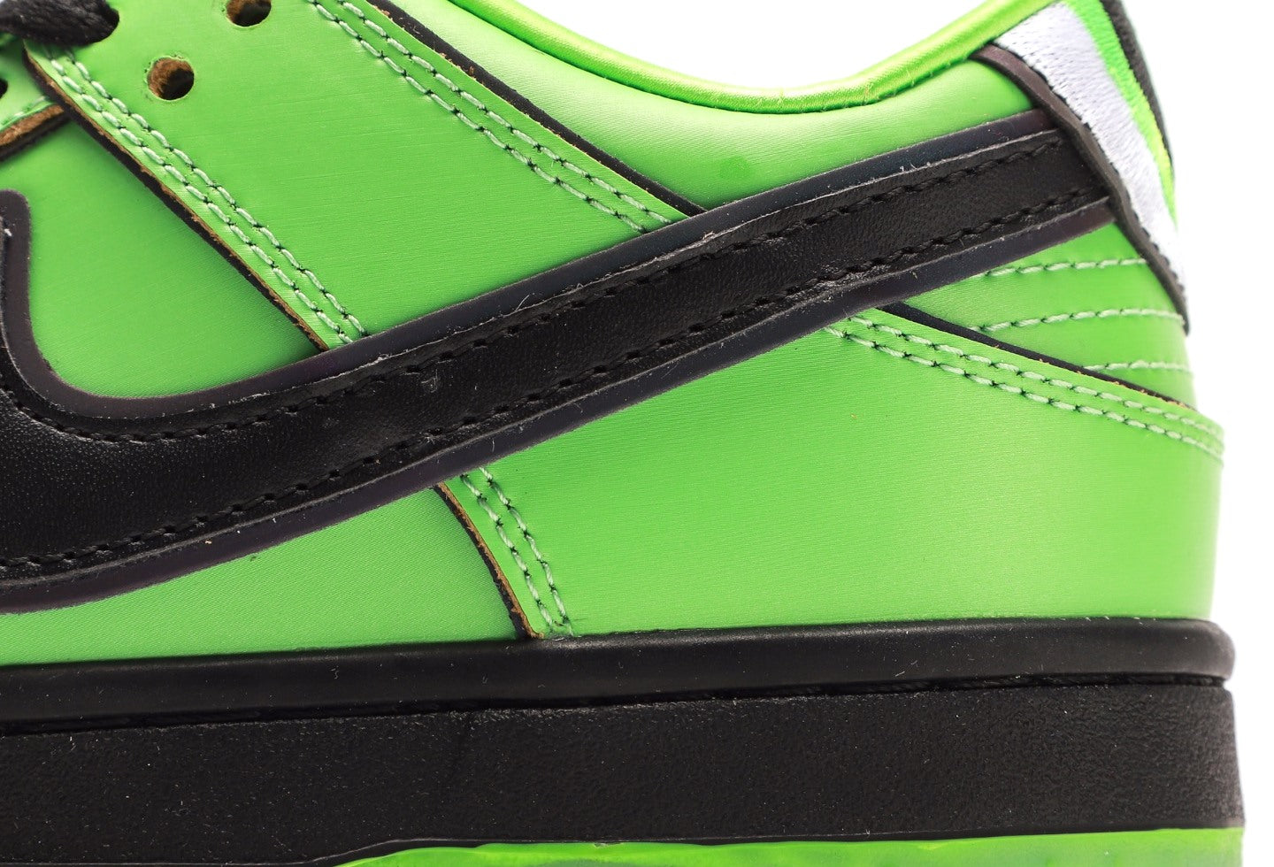 The Powerpuff Girls x SB Dunk Low Buttercup