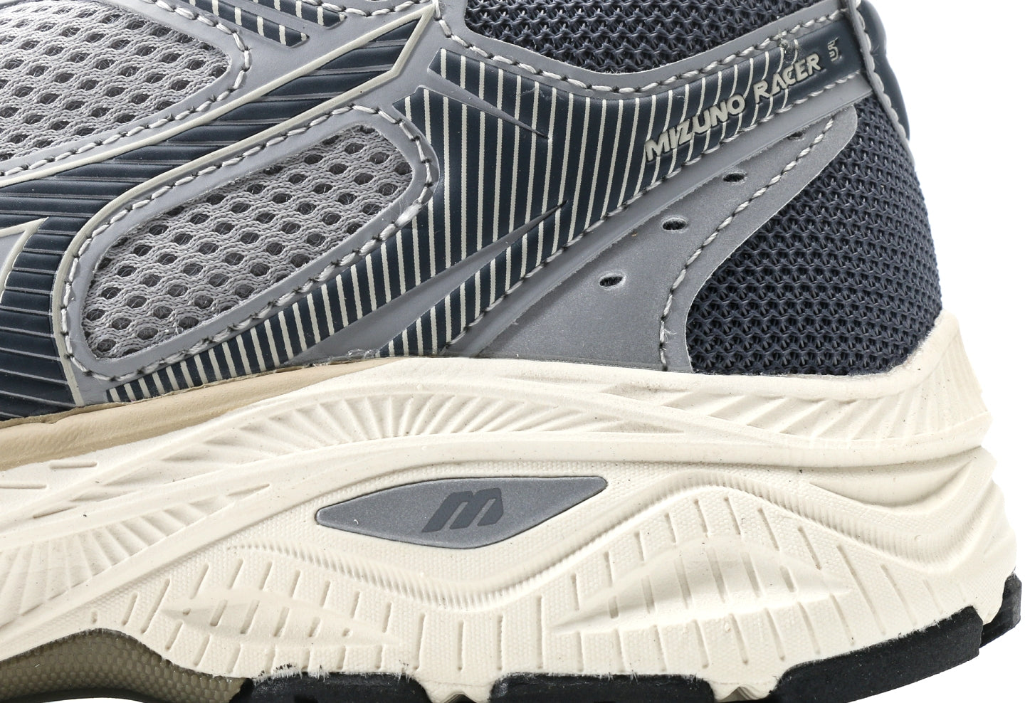Mizuno RACER S