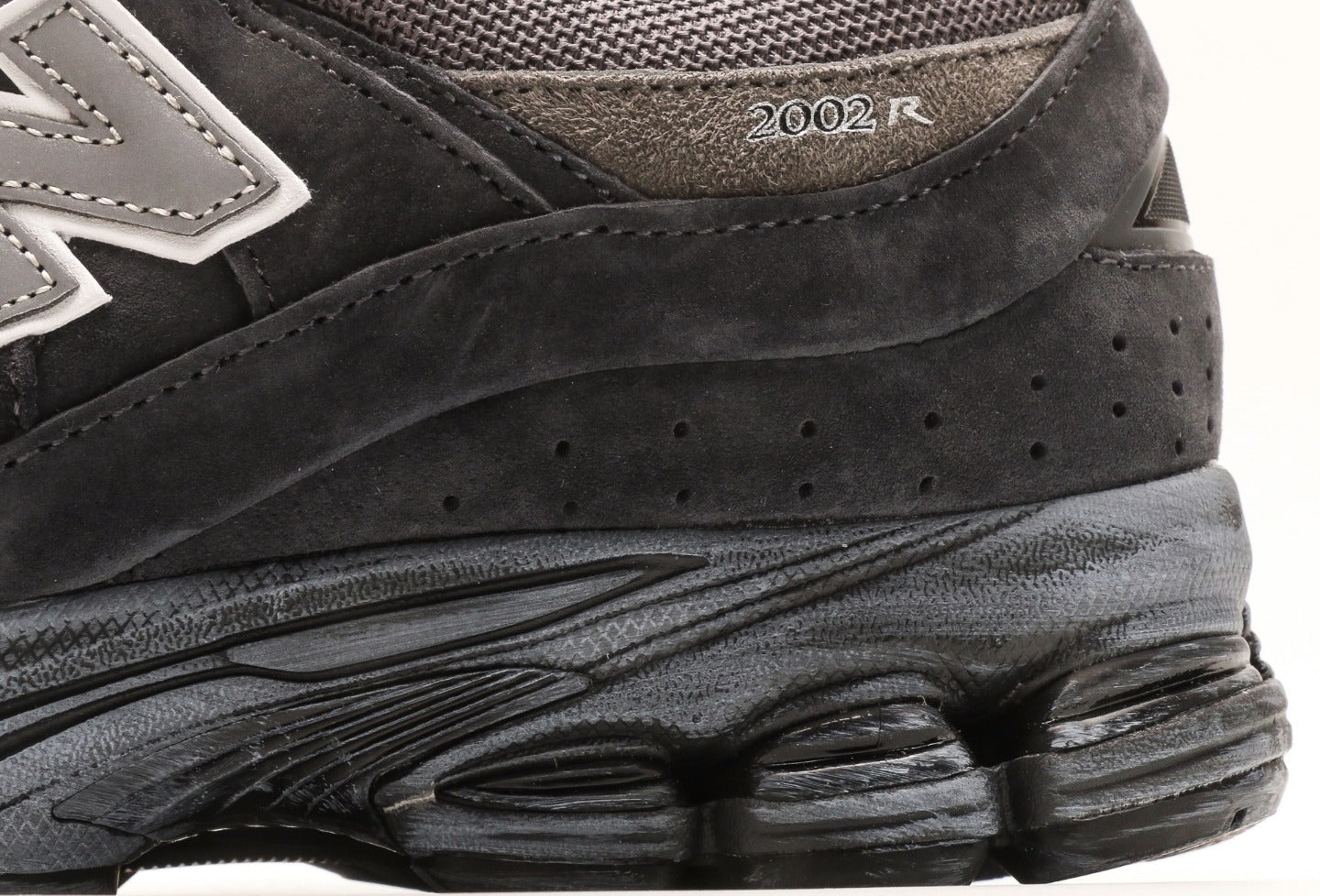 New Balance 2002R "Black/Grey" [PK GOD]