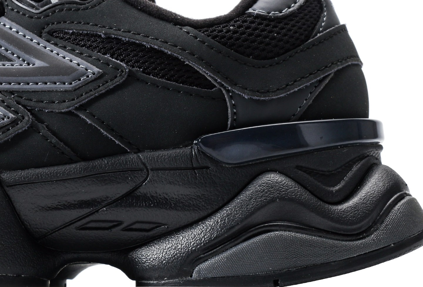 New Balance 9060 "Triple Black"