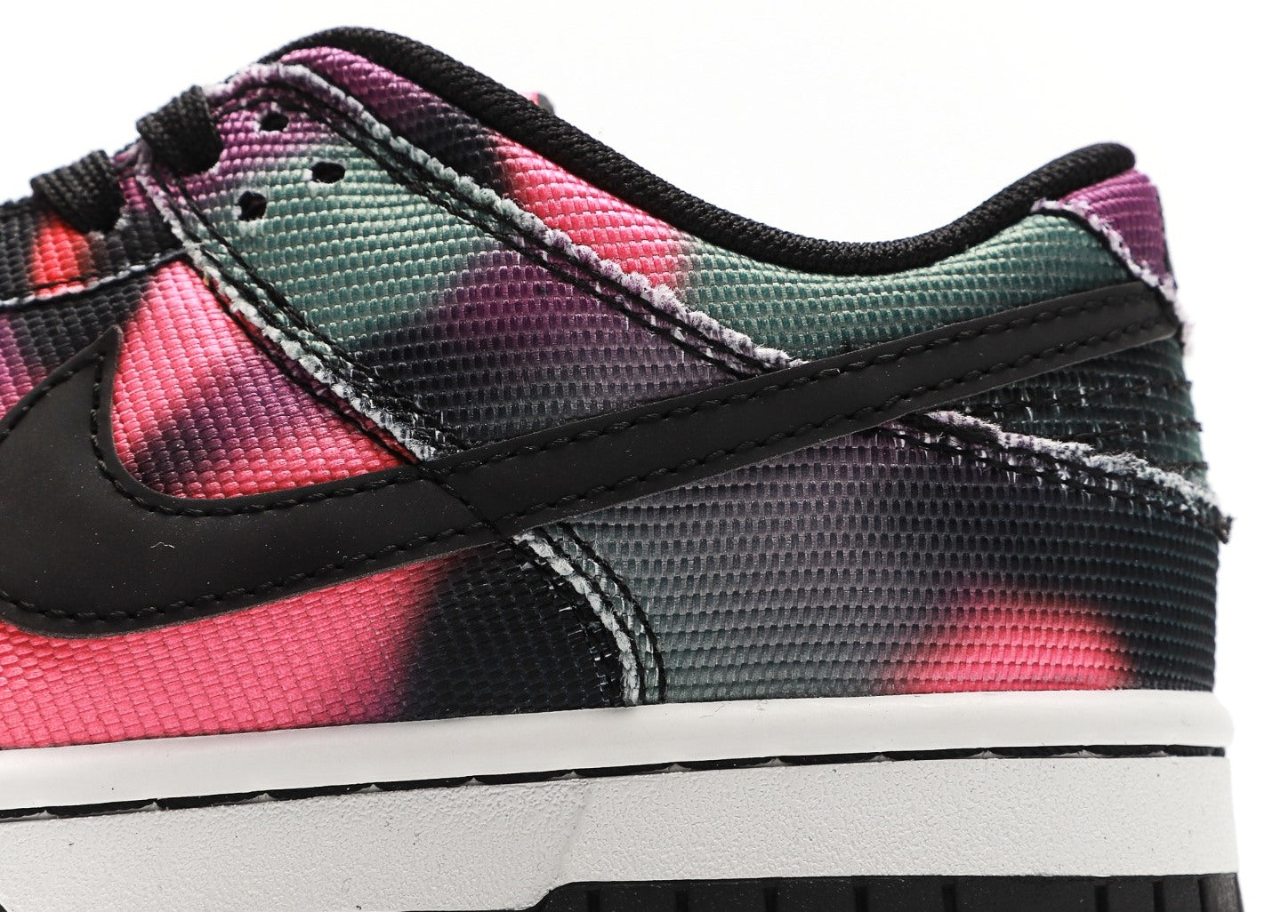 Dunk Low Graffiti [PK GOD]