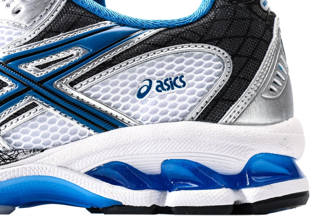 Gel-Nimbus 10.1 "White & Directoire Blue"