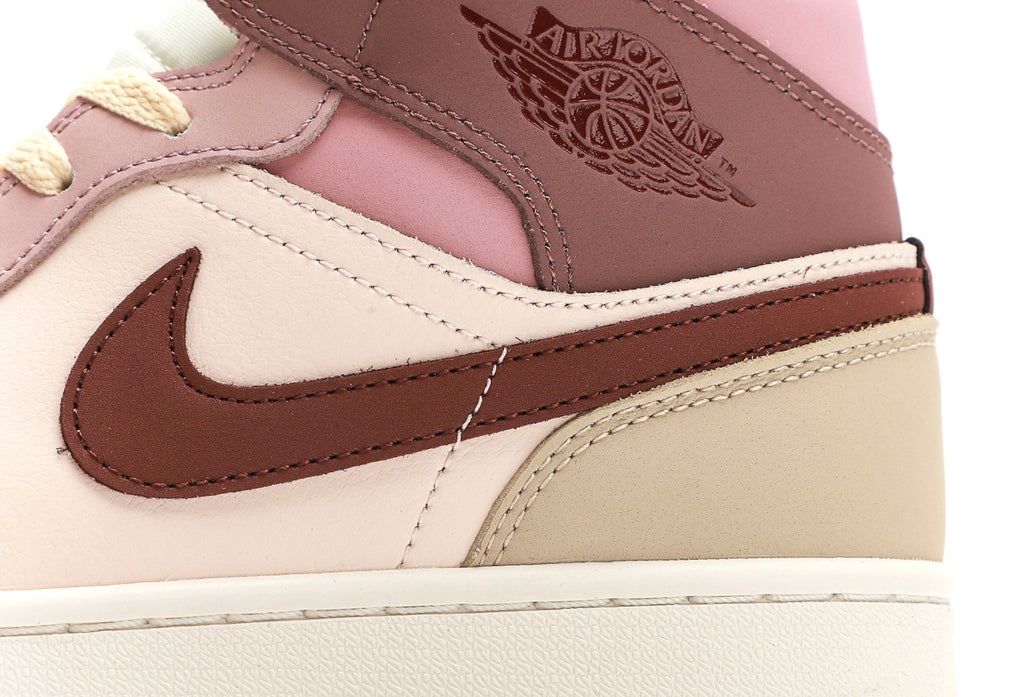Air Jordan 1 Mid Dark Pony