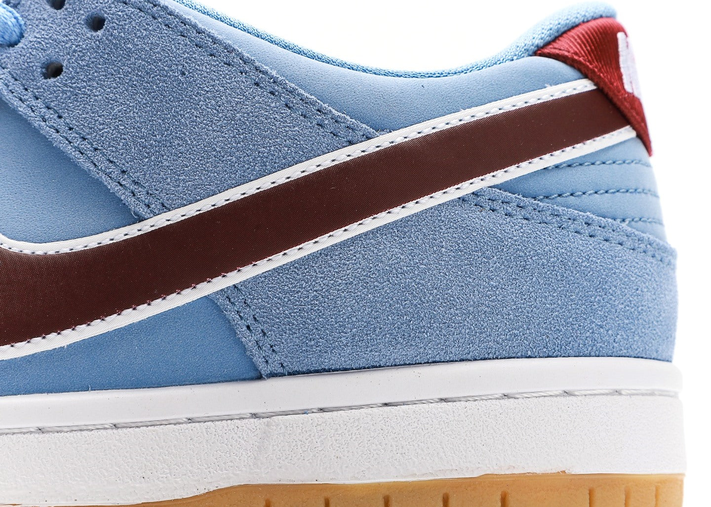 SB Dunk Low Phillies Bubblegum
