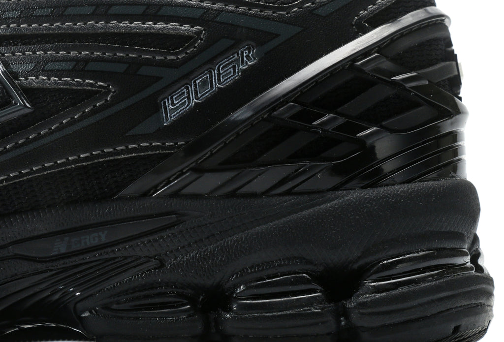 New Balance 1906R Black