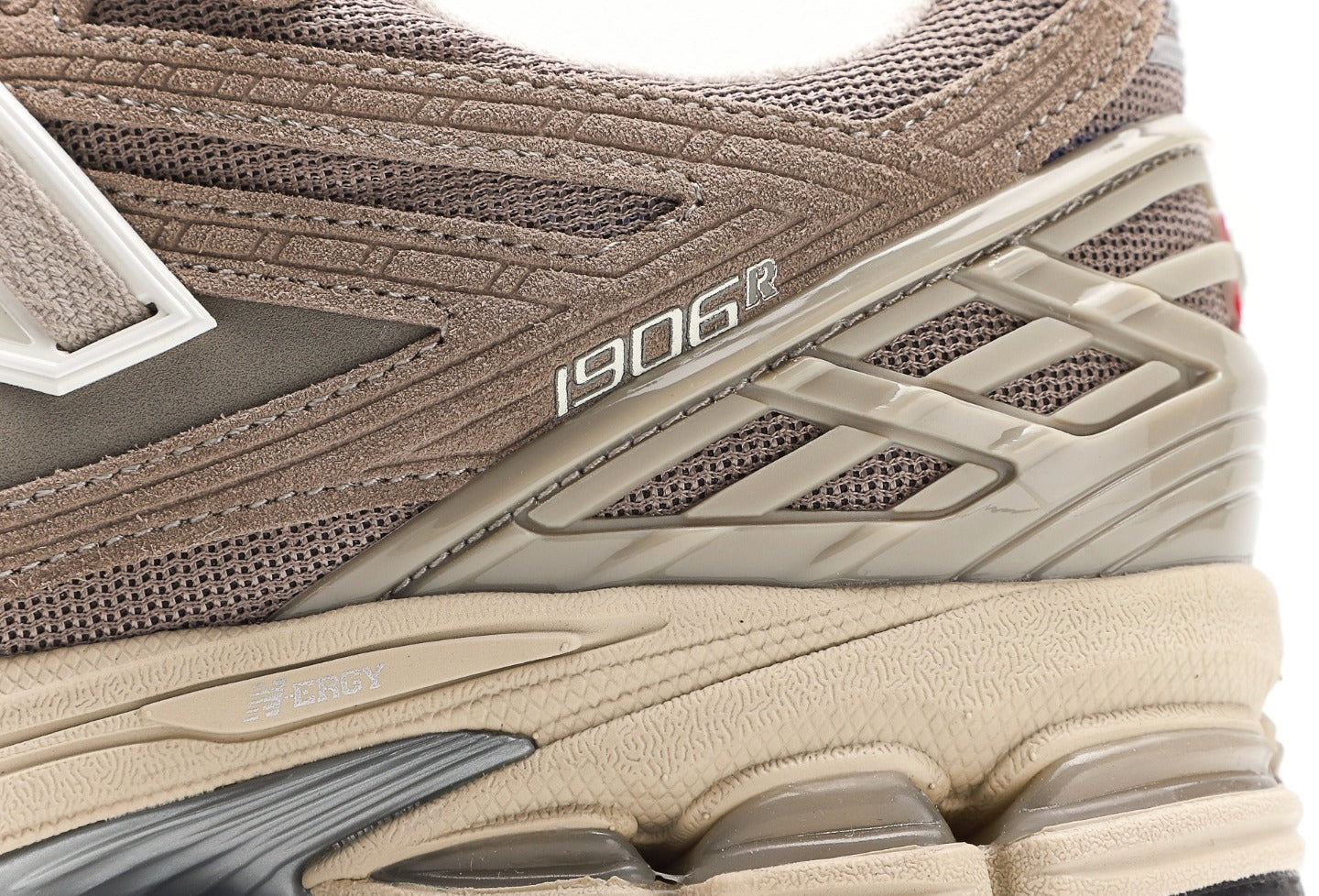 New Balance 1906R "Beige Cream"