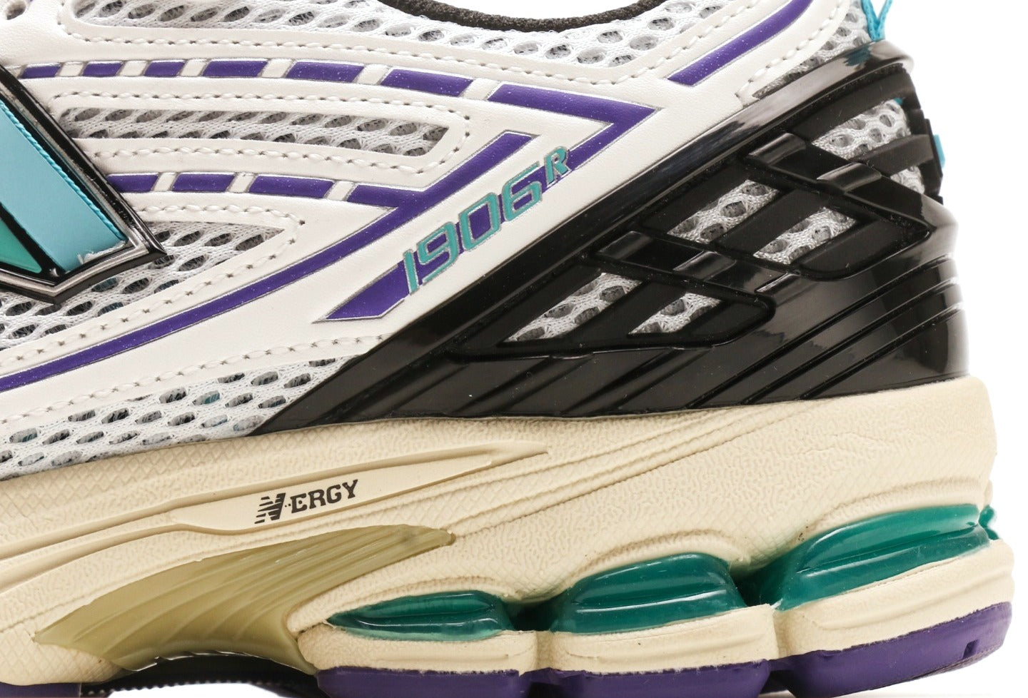 New Balance 1906R Charlotte Hornets