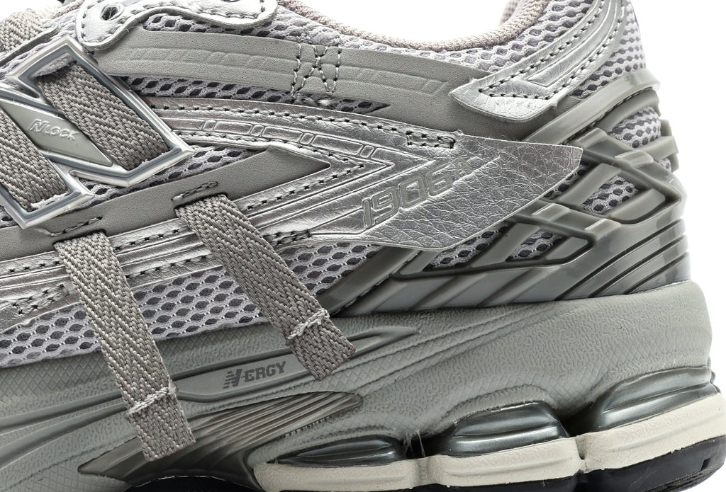 New Balance 1906A "Grey"