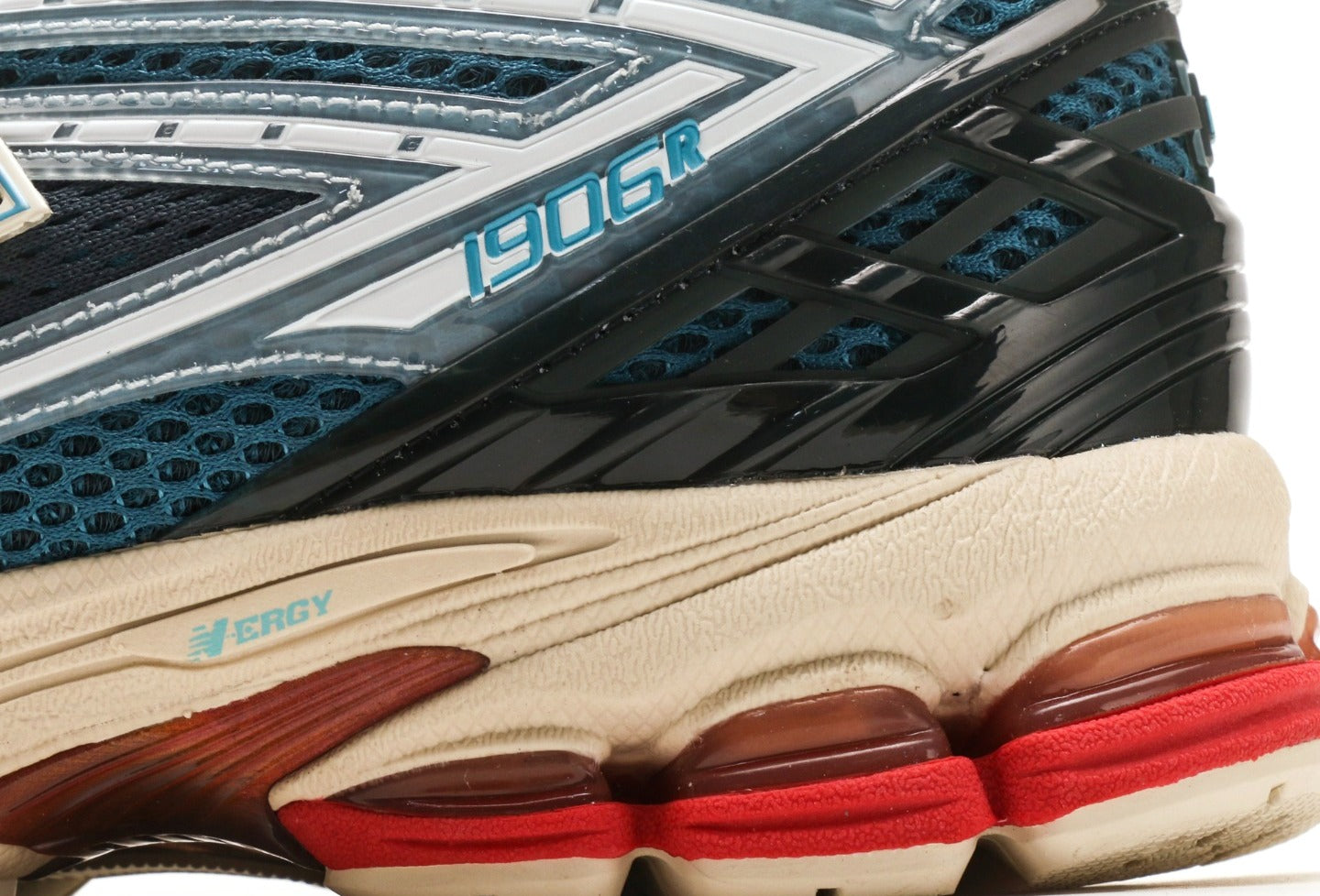 New Balance 1906R Footpatrol X-Ray