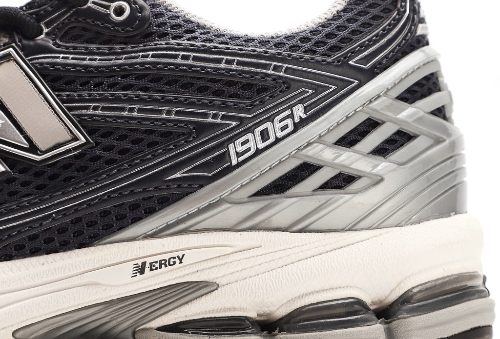 New Balance 1906R "Eclipse"