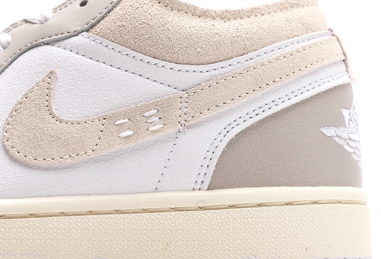 Air Jordan 1 Low Craft "Tech Grey"