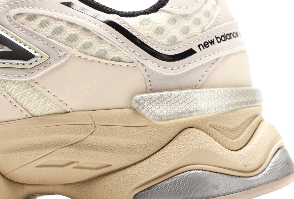 New Balance 9060 Turtledove Black