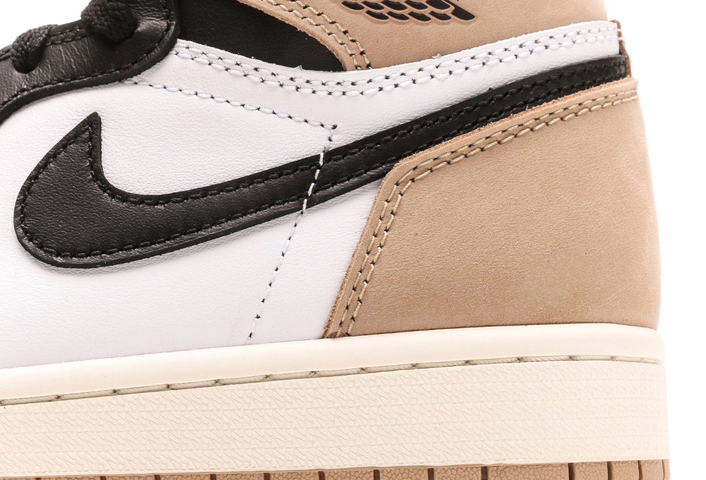 Air Jordan 1 High OG Latte Legend Medium Brown