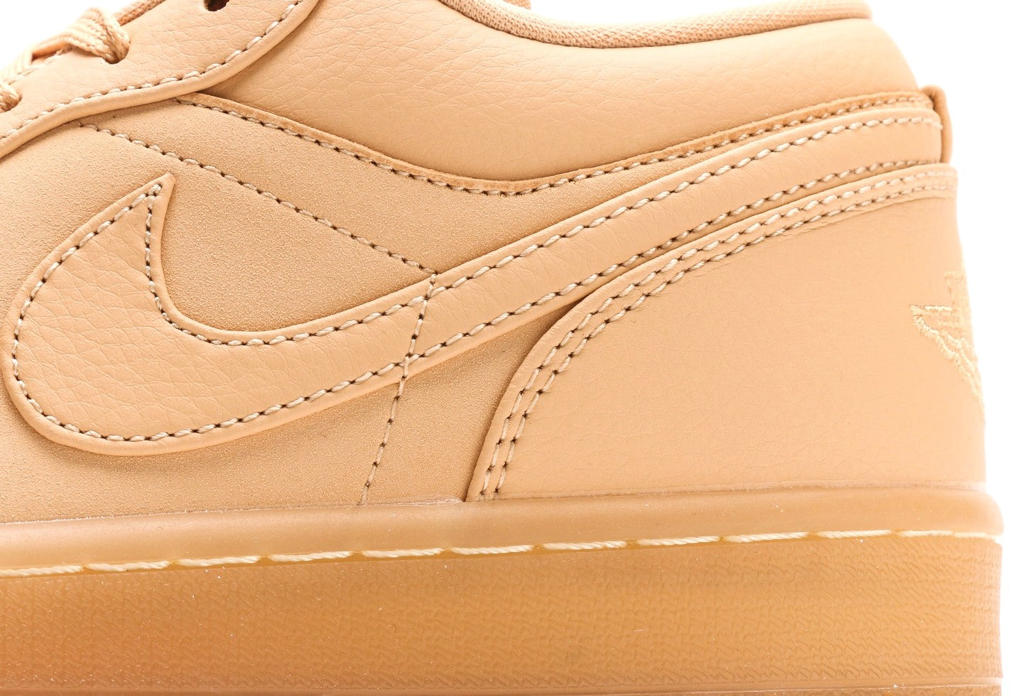 Air Jordan 1 Low SE "Sand"