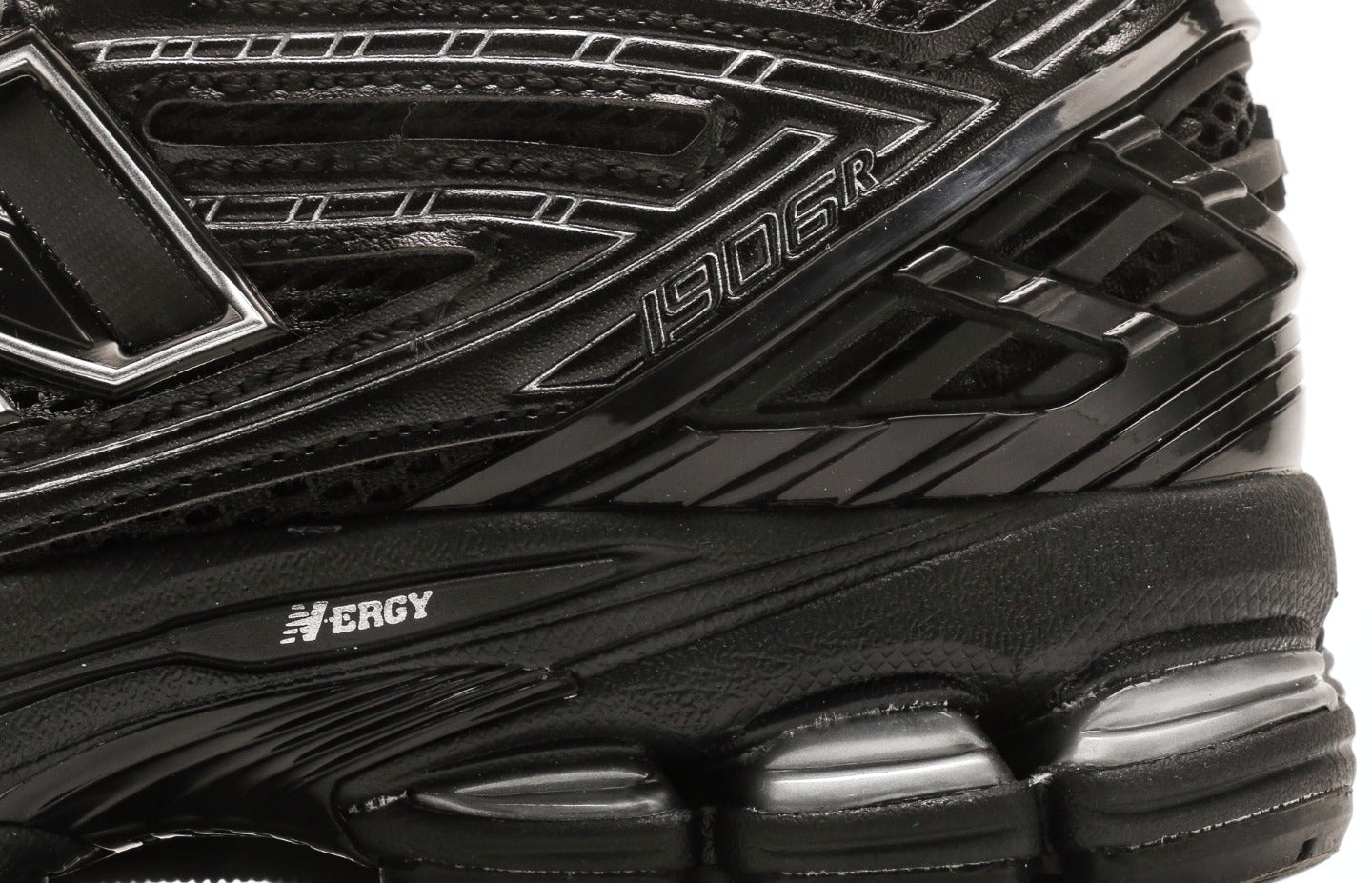 New Balance 1906R "Black"
