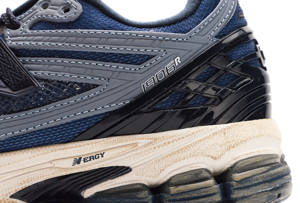 New Balance 1906R "Sapphire Blue"