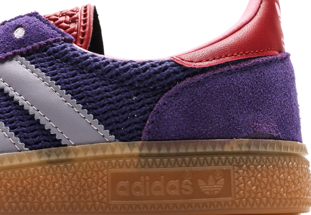 Handball Spezial "Collegiate Purple" size?