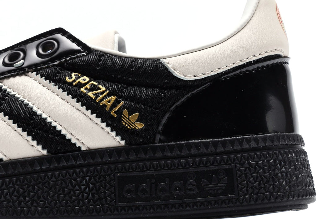 The Blue Trio x Handball Spezial "Black White"