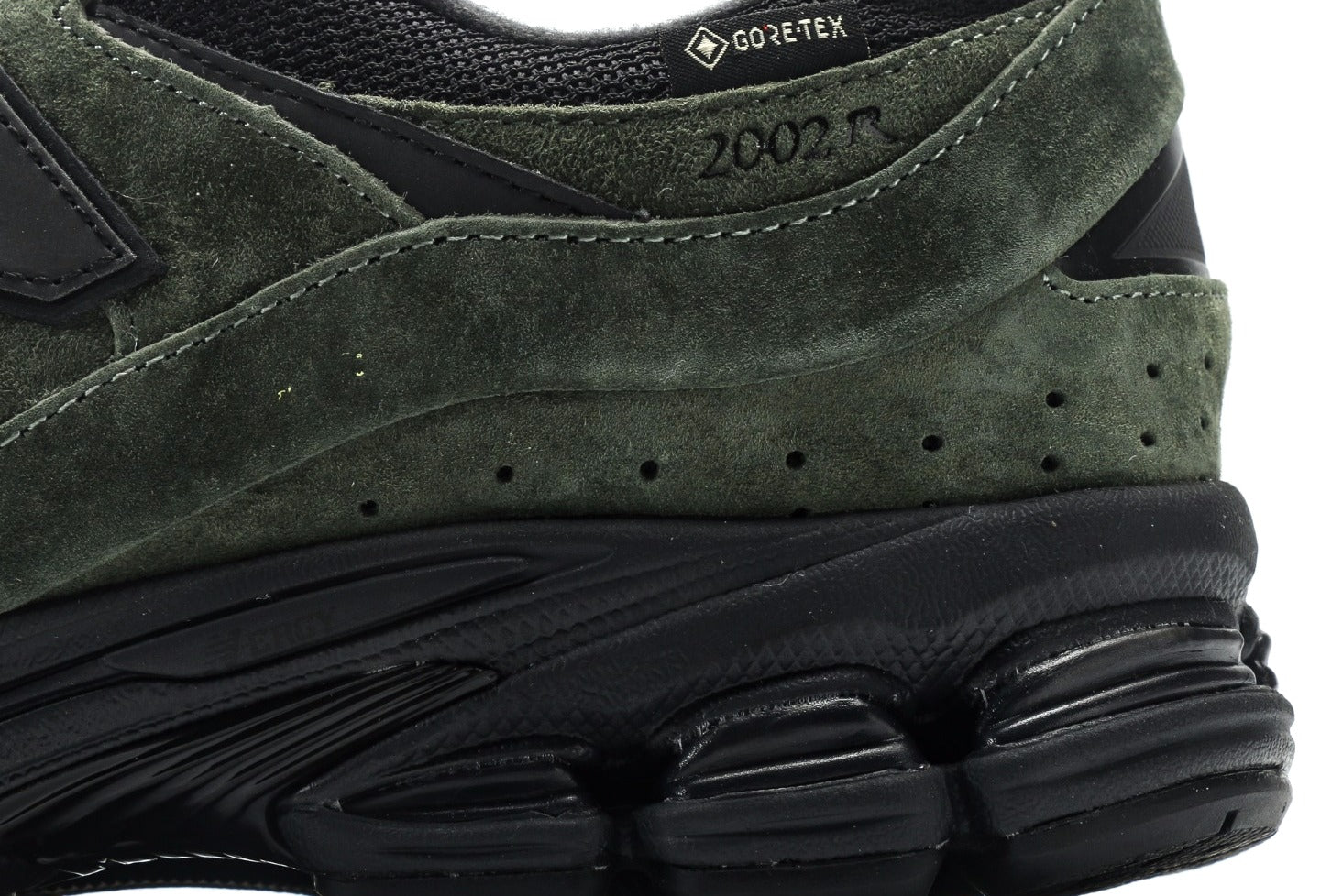 JJJJound x New Balance 2002R GORE-TEX "Pine" [PK GOD]