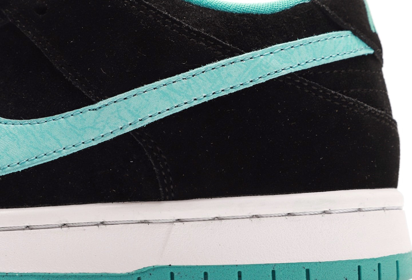 Dunk SB Low Clear Jade