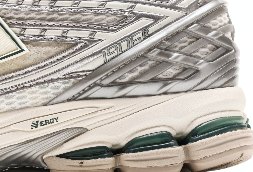 New Balance M1906RV1 Silver Metallic Sea Salt [PK GOD]