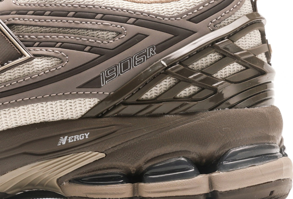 New Balance 1906R "Mocha"