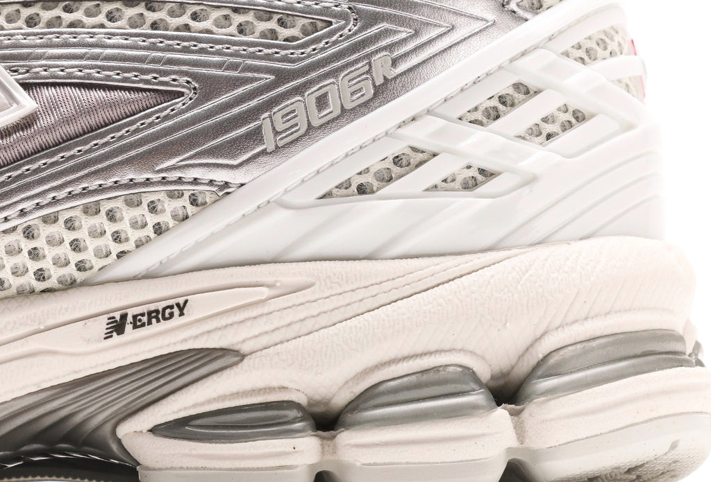 New Balance 1906R Urbancore Silver