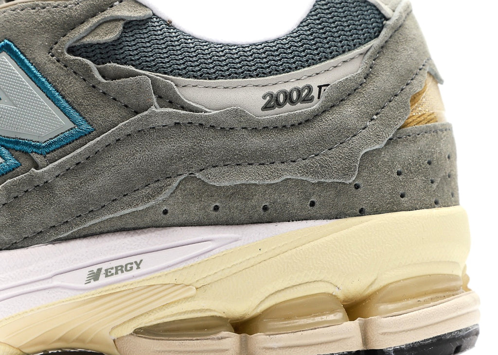 New Balance 2002R Protection Pack