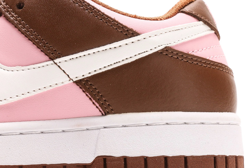 Stüssy x SB Dunk Low Pro 'Cherry'